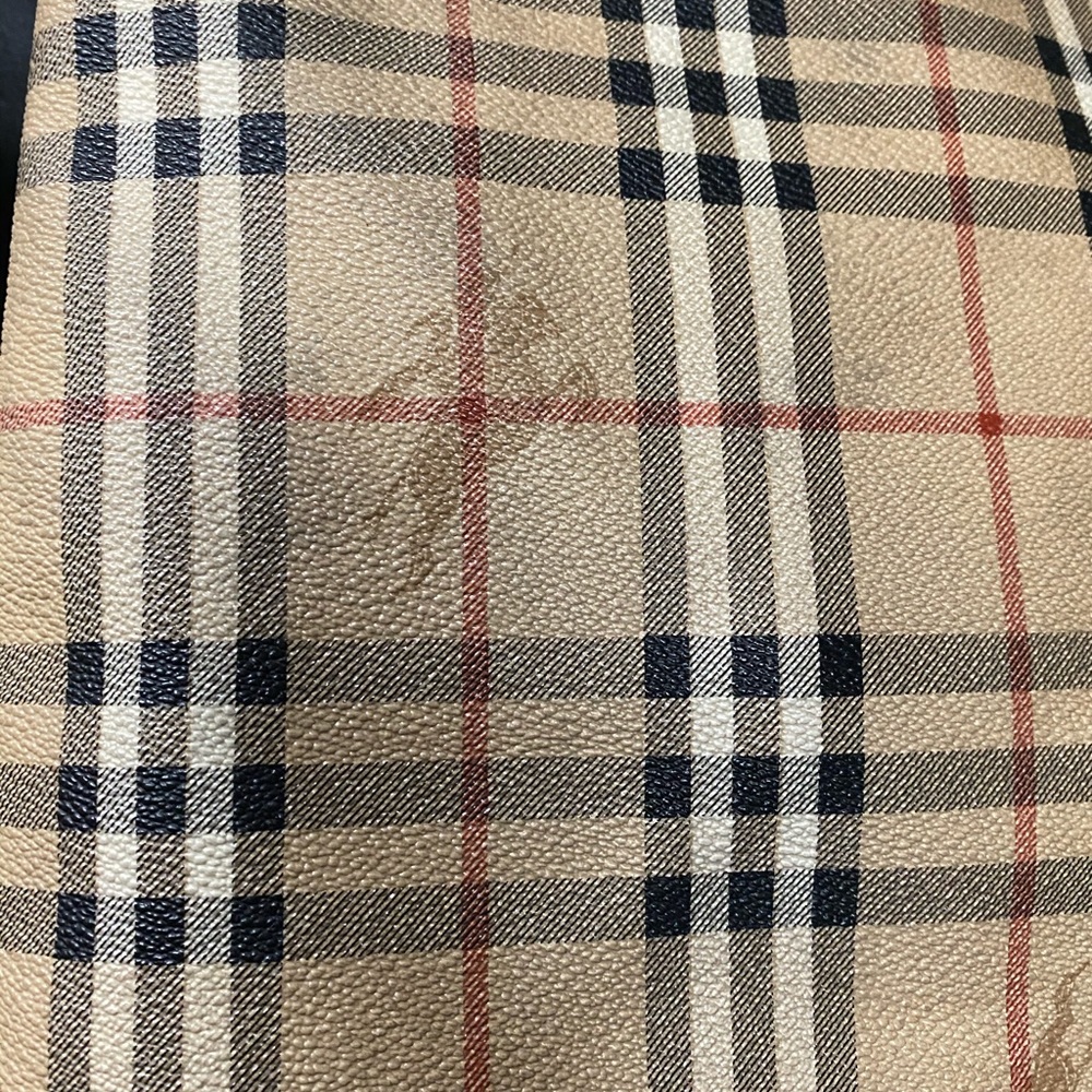 🎉 HP 🎉Burberry Tote Bag - Picture 3 of 14